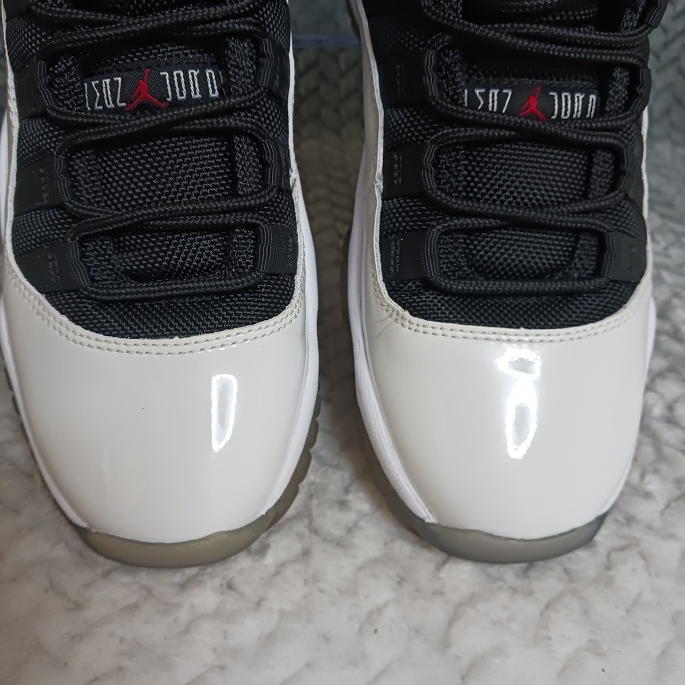 Air Jordan 11 Retro Low GS Basketball Sneakers Shoes White Black Size 5Y - Picture 5 of 16
